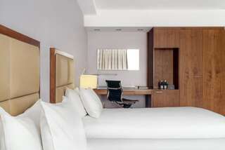 Отель Hilton Gdansk Гданьск Двухместный номер Hilton с 2 отдельными кроватями-3